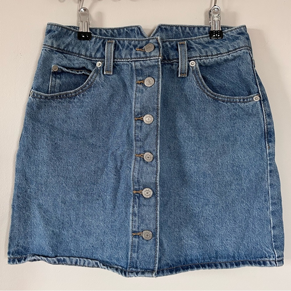 Levi’s High-Waist Button-Front Denim A-Line Mini Skirt
